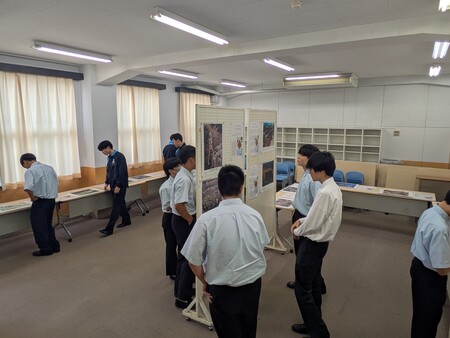 原爆の絵展示(2).jpg